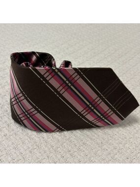 HUGO BOSS 100% silk neck tie men’s tie brown pink white plaid made in Italy